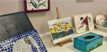 Exposition des œuvres des patients pour le téléthon 