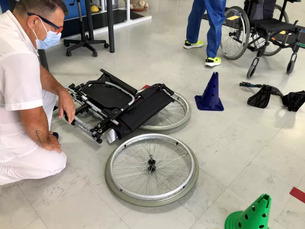 fauteuil roulant montage