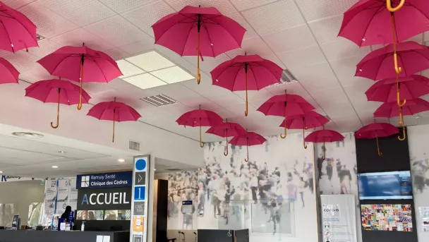 parapluies octobre rose